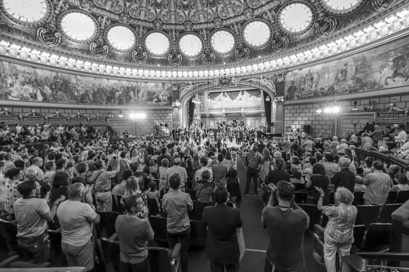 JOP concerto no ateneu de Bucareste